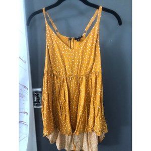 Torrid 00 medium 8 10 yellow tank top